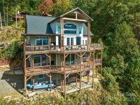 702 Scenic View Lane, Maggie Valley, NC 28751, MLS # 4192909 - Photo #3