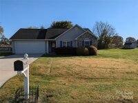 803 NE Gemcrest Drive, Conover, NC 28613, MLS # 4194492 - Photo #2