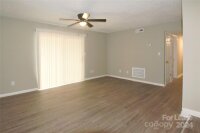 851 Farmhurst Drive Unit B, Charlotte, NC 28217, MLS # 4194892 - Photo #4