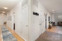 1000 E Woodlawn Road Unit 415, Charlotte, NC 28209, MLS # 4195543 - Photo #4