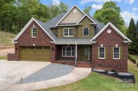 1216 Fox Chase Drive, Newton, NC 28658, MLS # 4195627 - Photo #4