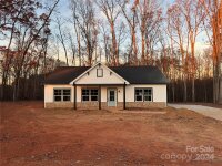 723 E Memorial Highway, Harmony, NC 28634, MLS # 4195848 - Photo #2