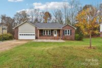 1511 Running Deer Drive, Conover, NC 28613, MLS # 4196854 - Photo #1