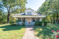 308 E Chestnut Street, Stanley, NC 28164, MLS # 4197338 - Photo #1