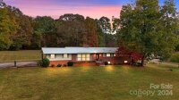 5692 Lee Cline Road, Conover, NC 28613, MLS # 4197949 - Photo #1