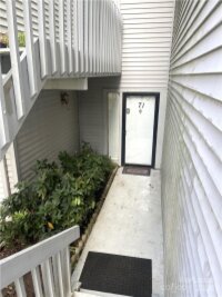 1050 21st Avenue Unit 71, Hickory, NC 28601, MLS # 4198654 - Photo #2