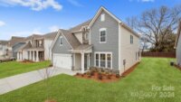 589 Fox Cove Road, Hendersonville, NC 28792, MLS # 4199118 - Photo #2