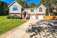 4189 Hemingway Drive, Hickory, NC 28601, MLS # 4199338 - Photo #1