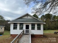 210 Lincoln Street, Albemarle, NC 28001, MLS # 4199481 - Photo #1