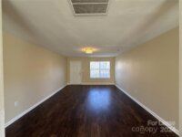 7131 Wandering Creek Drive, Charlotte, NC 28216, MLS # 4199813 - Photo #3