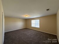 7131 Wandering Creek Drive, Charlotte, NC 28216, MLS # 4199813 - Photo #10