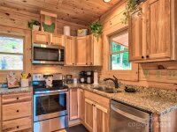 194 Stable Lane, Maggie Valley, NC 28751, MLS # 4200152 - Photo #11