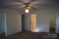 8700 Holly Creek Court, Charlotte, NC 28216, MLS # 4200241 - Photo #11