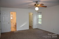 8700 Holly Creek Court, Charlotte, NC 28216, MLS # 4200241 - Photo #12