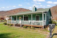 17 Dream Meadow Lane, Maggie Valley, NC 28751, MLS # 4200821 - Photo #2