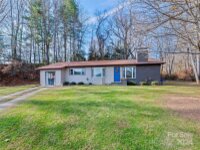 31 West End Circle, Waynesville, NC 28785, MLS # 4200988 - Photo #1