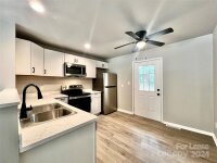 3201 Erskine Drive, Charlotte, NC 28205, MLS # 4202301 - Photo #6