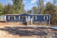 1014 Wesbrooke Court Unit 3, Bessemer City, NC 28016, MLS # 4202349 - Photo #1