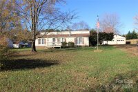 795 Whites Farm Road, Statesville, NC 28625, MLS # 4202520 - Photo #2