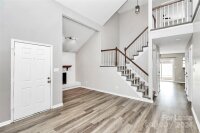 9322 Kings Falls Drive, Charlotte, NC 28210, MLS # 4203199 - Photo #4