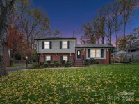 6815 Castlegate Drive, Charlotte, NC 28226, MLS # 4203441 - Photo #1