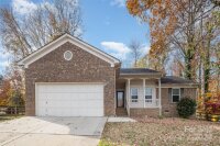 8537 Woodford Bridge Drive, Charlotte, NC 28216, MLS # 4204082 - Photo #1