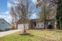 8537 Woodford Bridge Drive, Charlotte, NC 28216, MLS # 4204082 - Photo #2