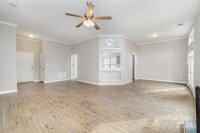 8537 Woodford Bridge Drive, Charlotte, NC 28216, MLS # 4204082 - Photo #9