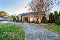 917 Barrington Drive, Lenoir, NC 28645, MLS # 4204666 - Photo #3