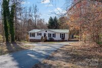 375 Etta Lane, Thomasville, NC 27360, MLS # 4204753 - Photo #1