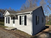 900 Pineburr Avenue, Valdese, NC 28690, MLS # 4206338 - Photo #2