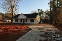 615 E Ridge Road, Salisbury, NC 28144, MLS # 4208236 - Photo #4