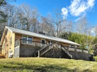 22 Penny Lane, Canton, NC 28716, MLS # 4210580 - Photo #3