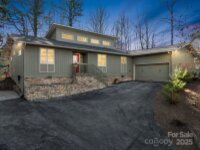 906 Utsonati Lane, Brevard, NC 28712, MLS # 4213645 - Photo #1