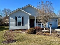 81 Beechnut Drive, Hendersonville, NC 28739, MLS # 4215541 - Photo #1